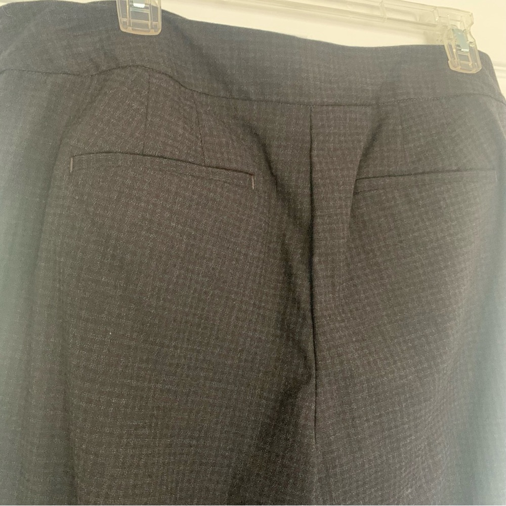 NWOT Ann Taylor Factory Charcoal gray burgundy Check dress pants Sz 10 - Picture 6 of 16